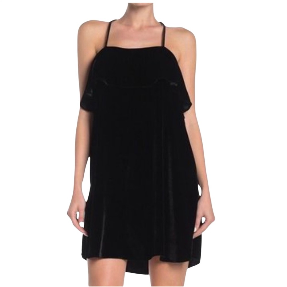 😍 NWT Madewell Black Velvet Ruffle Dress.  Size Large.